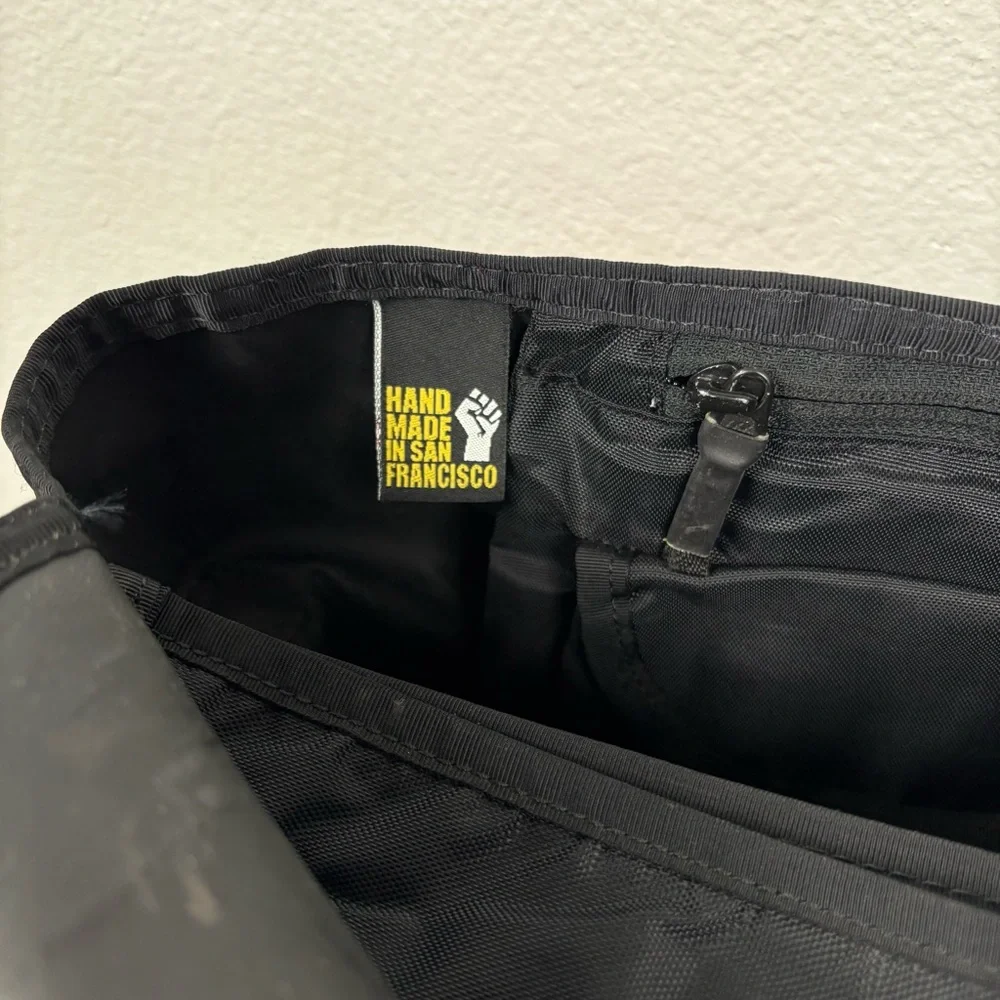 Timbuk2 Red and Black Classic Messenger Bag - Picture 4 of 14
